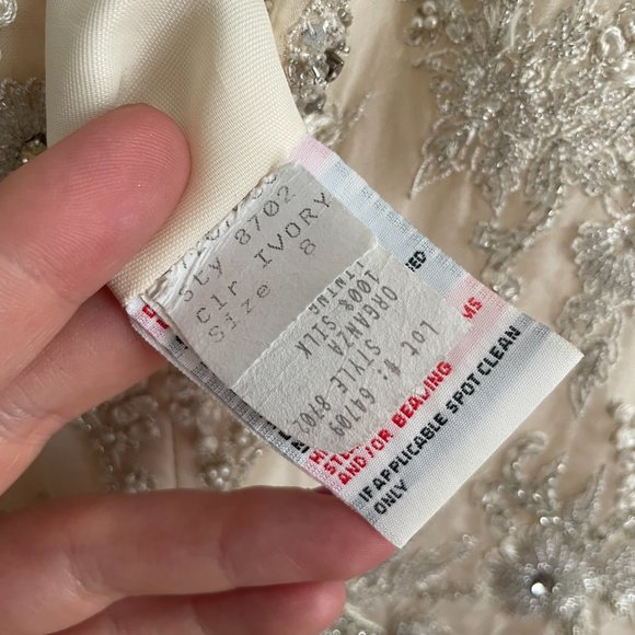 Vintage Jim Hjelm Beaded Wedding Gown - Picture 16 of 16